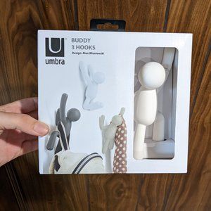 NIB Umbra Buddy Set of 3 Hooks - White & Grey
